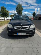 Mercedes-Benz Mercedes ML 320 4Matic - gebrauchte Mercedes-Benz ML 320 aus dem Jahr 2005