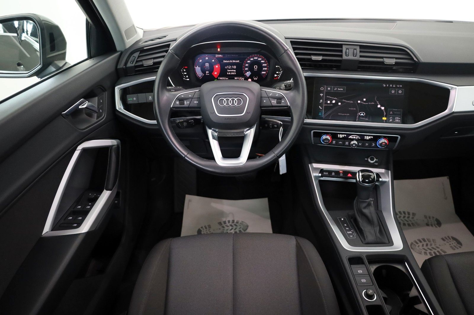 Fahrzeugabbildung Audi Q3 Sportback 35 TDI, Navi,LED,Panorama,ACC