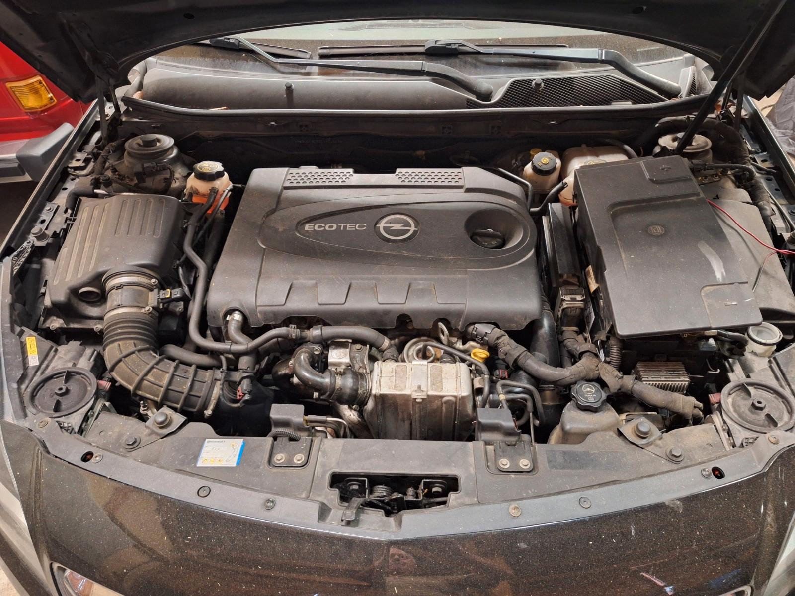 Opel Insignia 2013 — photo 8