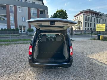 LANCIA VOYAGER 3.6 V6 283ch - PLATINUM - 7 PLACES - SIÈGES CHAUFFANTS - PORTES COULISSANTES ÉLECTRIQUES - CAMÉRA 360°