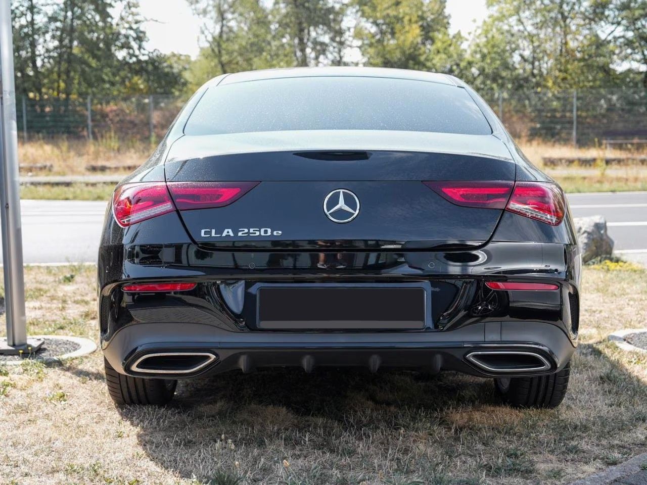 Mercedes-Benz CLA 250 e Coupé AMG Night MBUXNavi+ camera imagem 3