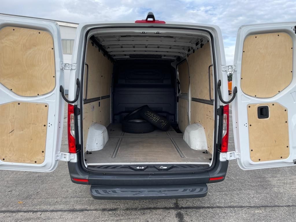 Fahrzeugabbildung Mercedes-Benz Sprinter 315 KA L2H1 RFK, Klima, Auftritt, SHZ