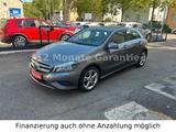 Mercedes-Benz A-Klasse A 200 Automatik Navi & Rückfahrkamera - Mercedes-Benz A 200 mit Benzin-Antrieb: Navigationssystem, Limousine, Klimaanlage