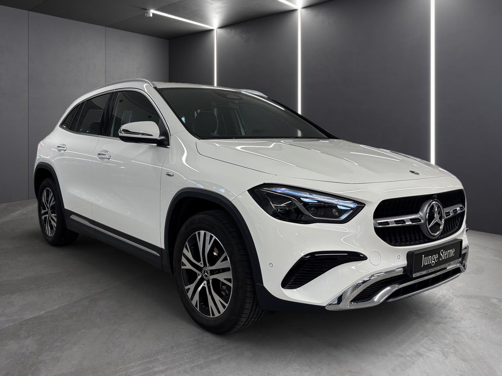 Fahrzeugabbildung Mercedes-Benz GLA 250 e Progressive*AHK*Distro*360*MBeam*11kW*