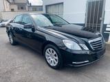Mercedes-Benz E 200 E -Klasse Lim. E 200 CDI BlueEfficiency - Mercedes-Benz E 200: Limousine, Cdi Blueefficiency