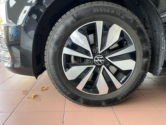 Fahrzeugabbildung Volkswagen Touran 1.5 TSI DSG GOAL LED AHK NAV 7-SITZE