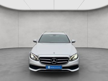 Mercedes E 200 - 9