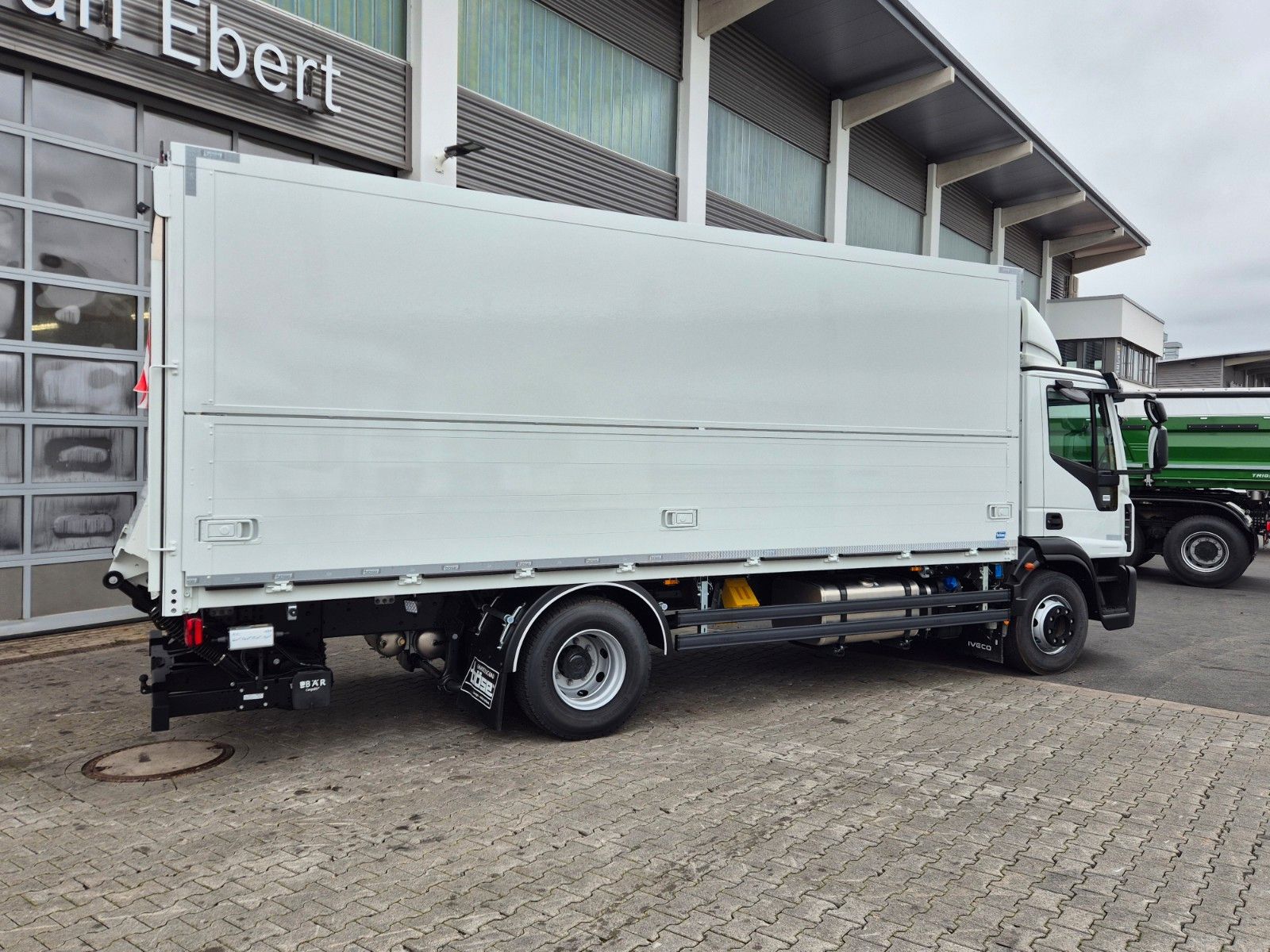 Fahrzeugabbildung Iveco Eurocargo ML160E28/FP Böse Schwenkwand LBW 2xAHK