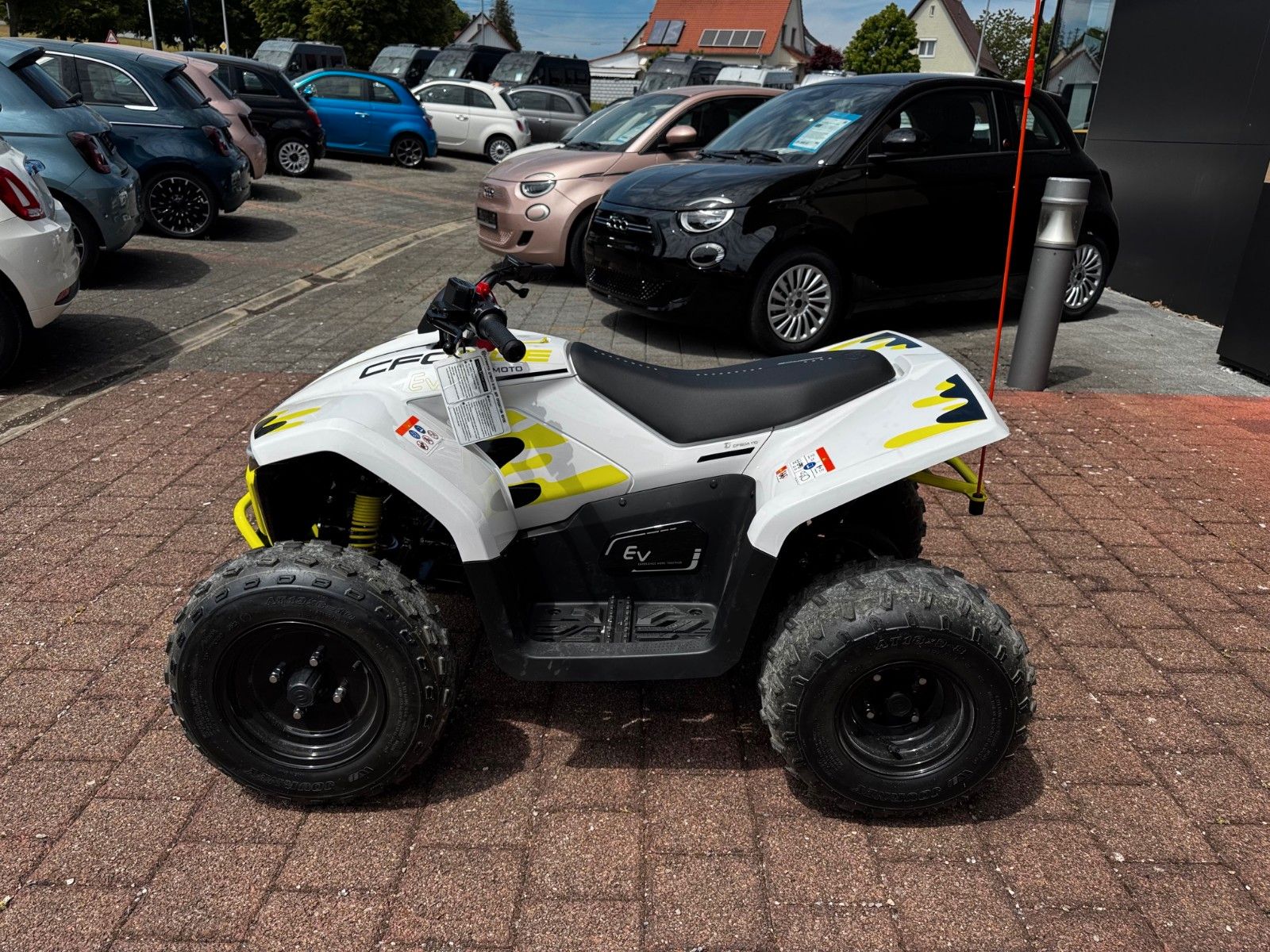 Fahrzeugabbildung CFMOTO CFMOTO CFORCE EV 110 KINDERQUAD