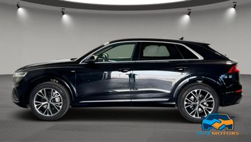 Audi Q8 - 8