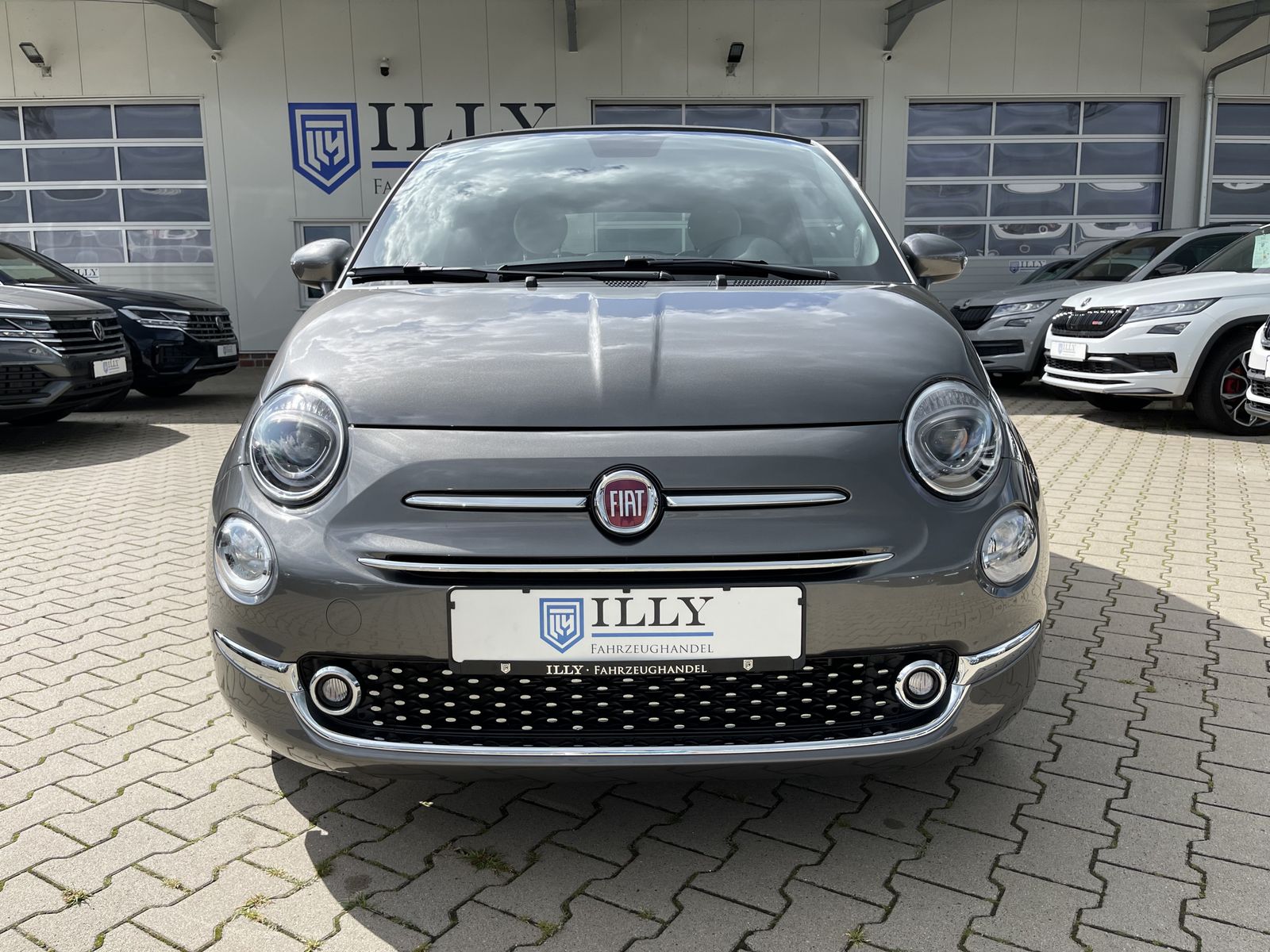 Fahrzeugabbildung Fiat 500C 1.2*Dolcevita*LED*PDC*Temp*Klima*