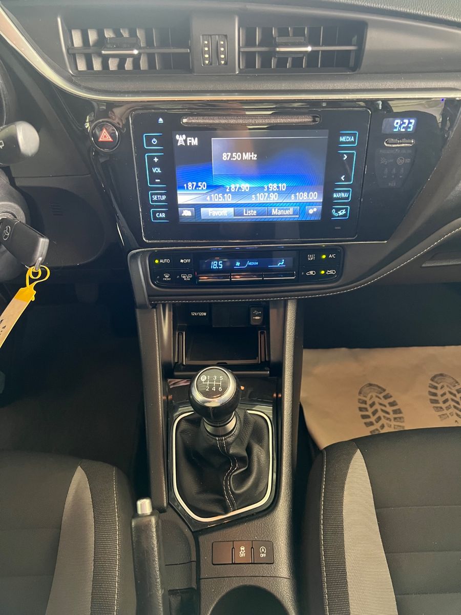 Fahrzeugabbildung Toyota Auris Comfort