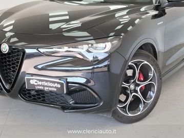 Alfa-Romeo Stelvio - 10