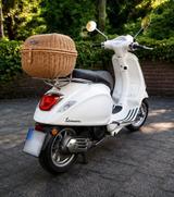 Vespa Primavera 125 - Offers