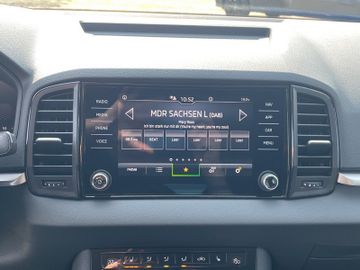 Skoda Karoq 1.0 TSI TOUR *SHZ*AHK*MATRIX*KLIMA*KESSY