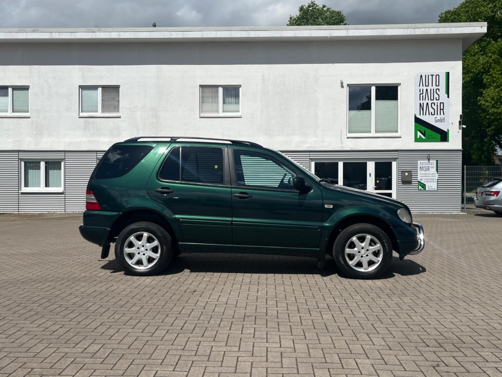 Mercedes-Benz ML 320 3.2 /AHK/KLIMA/SITZH/TEMPO