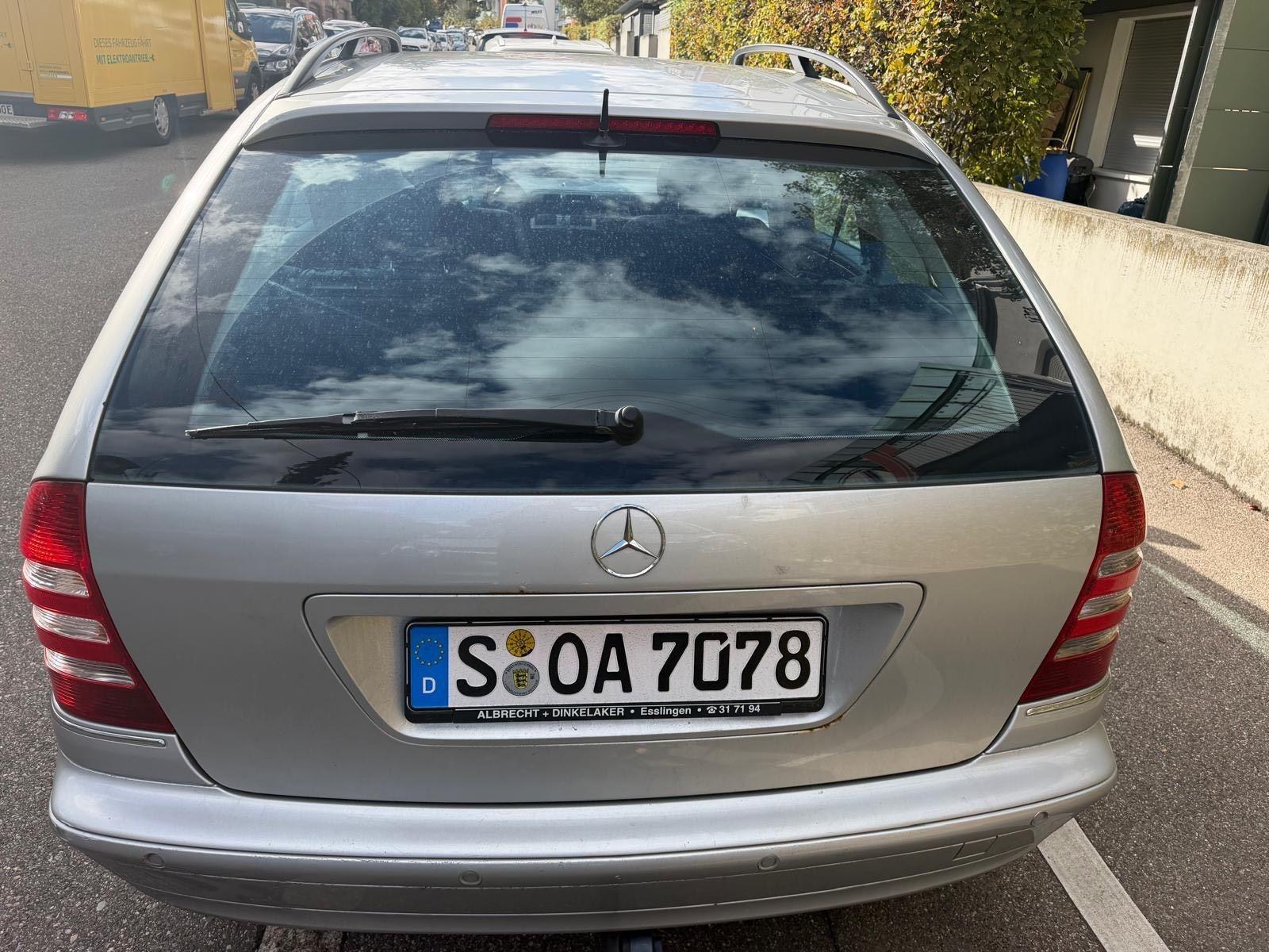 Mercedes-Benz C200 2004 — engine 163 HP (120kW)