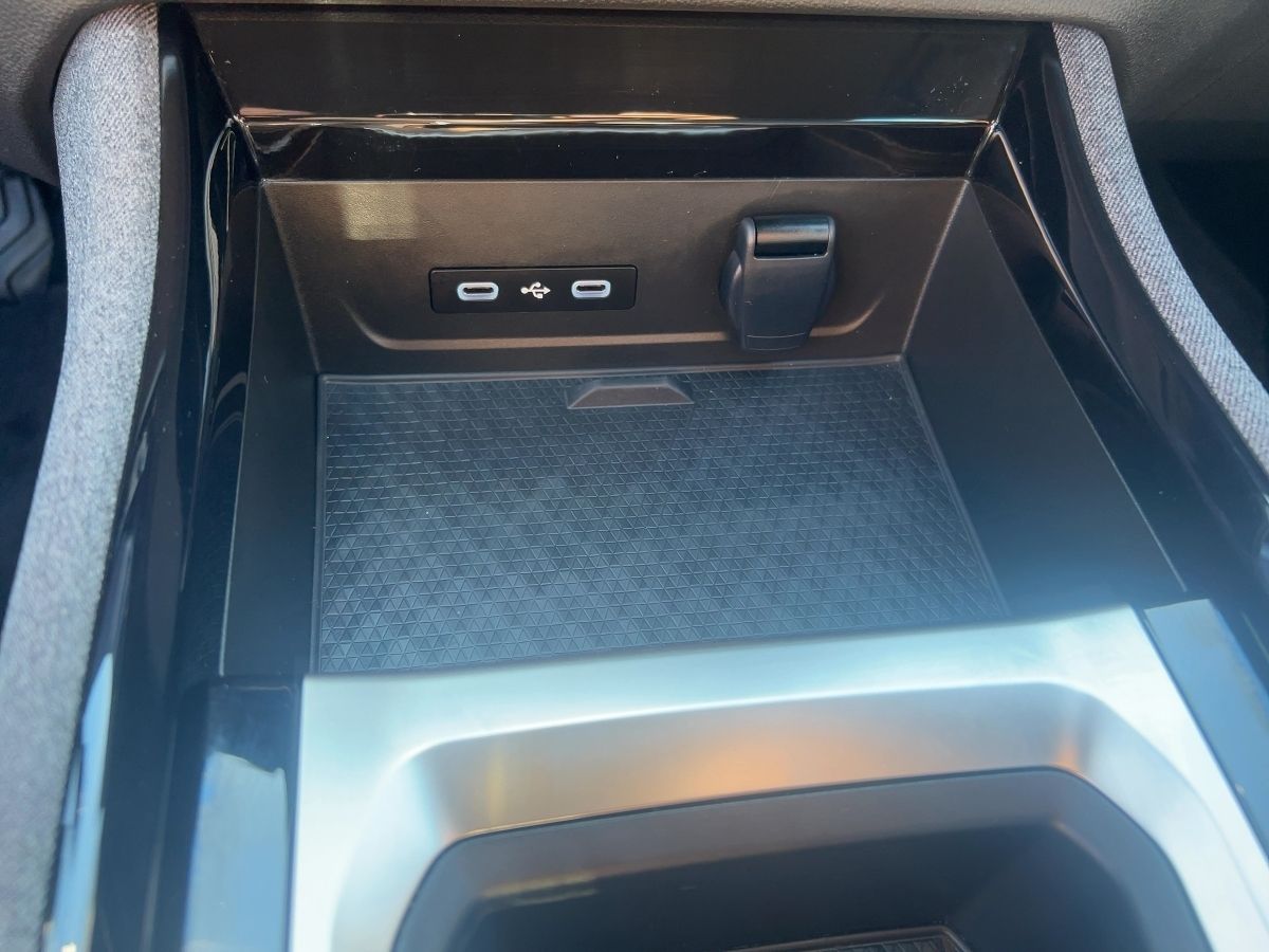 Fahrzeugabbildung Renault Austral Evolution Mild Hybrid SHZ 18"