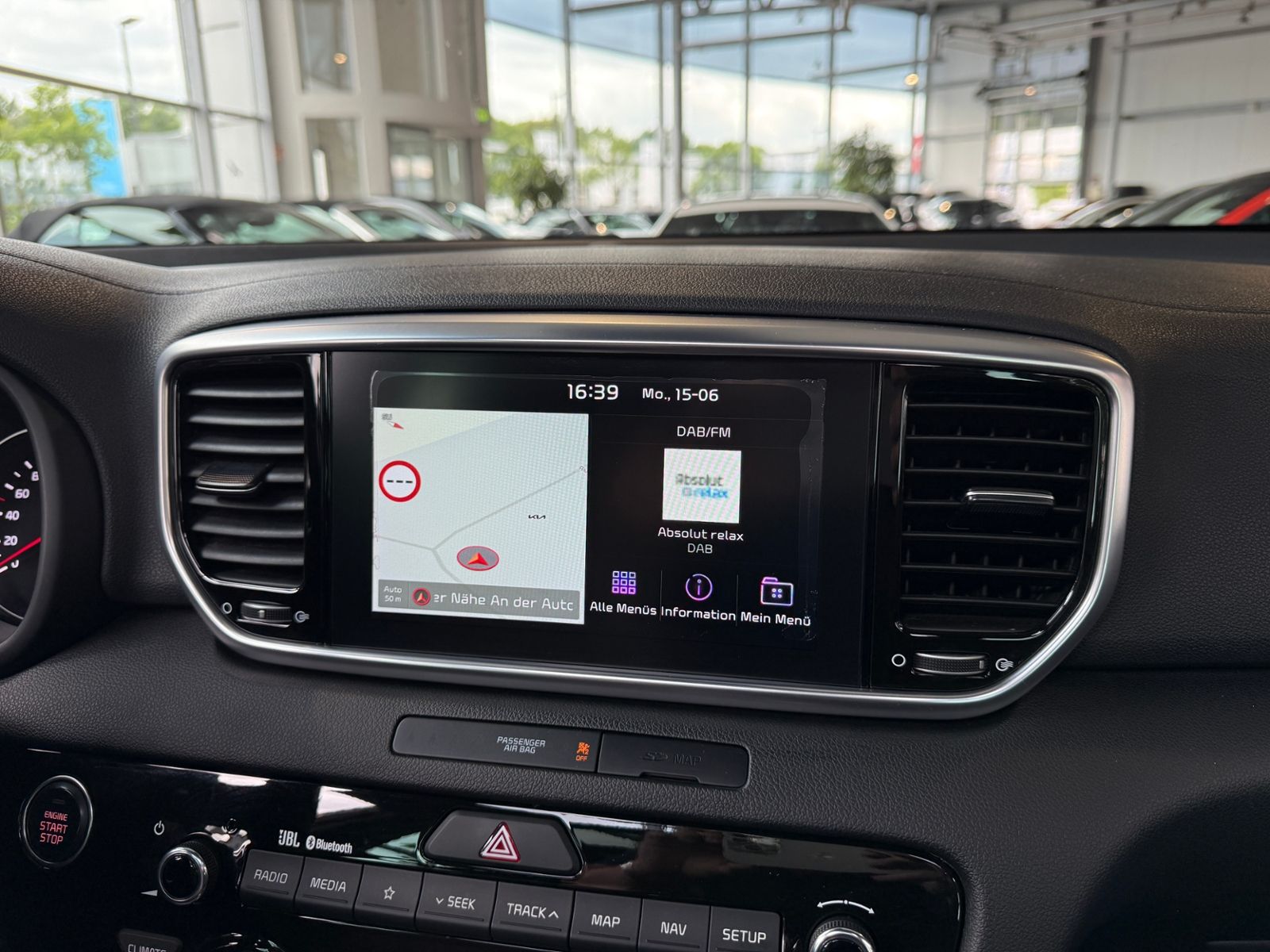 Fahrzeugabbildung Kia Sportage GT-Line 4WD PANO LED LEDER 19"