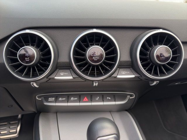 TT Roadster 2.0 TFSI Bluetooth LED Klima