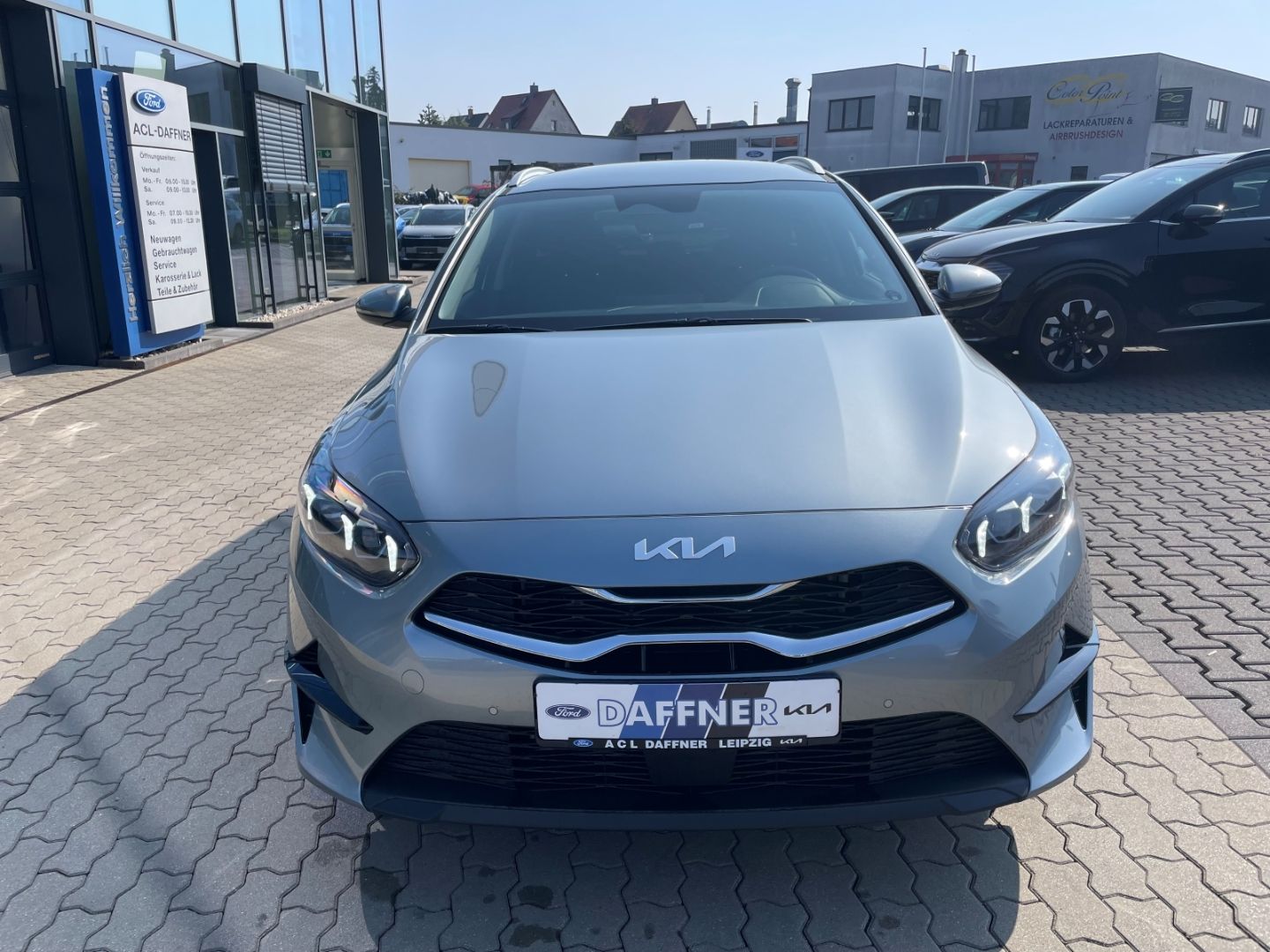 Fahrzeugabbildung Kia Ceed_sw Ultimate Navi Soundsystem JBL LED ACC