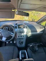 Opel Zafira 2.2 - Opel Zafira Gebrauchtwagen in Dresden