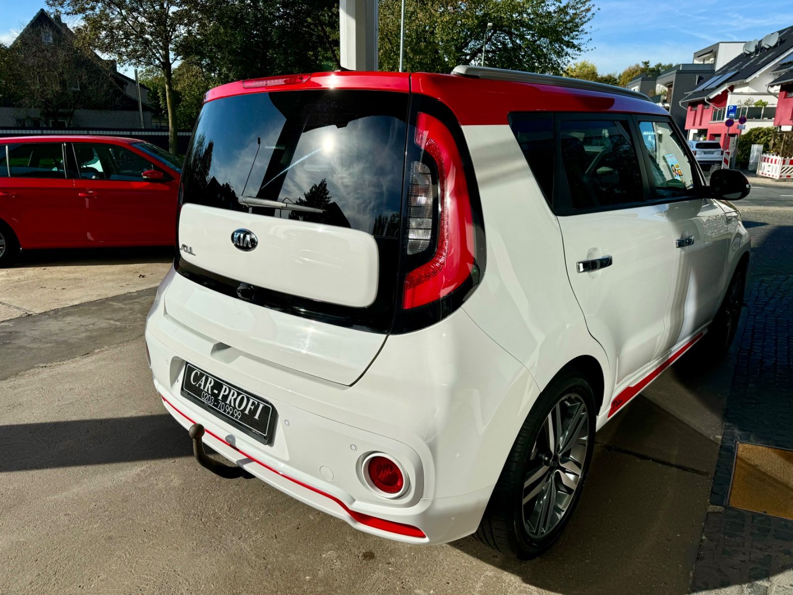 Fahrzeugabbildung Kia Soul 1.6 GDI White&Red Edition Leder/Navi/Kamera