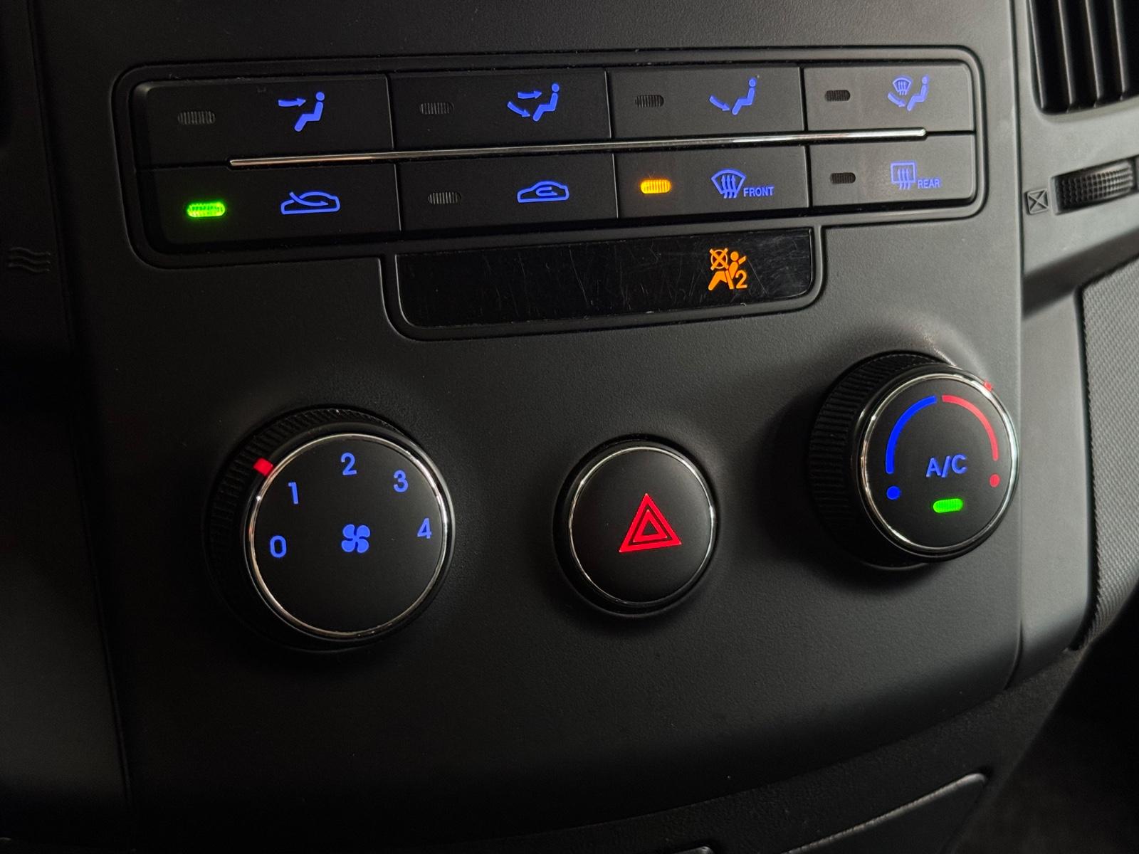 Hyundai i30 2012 — photo 17