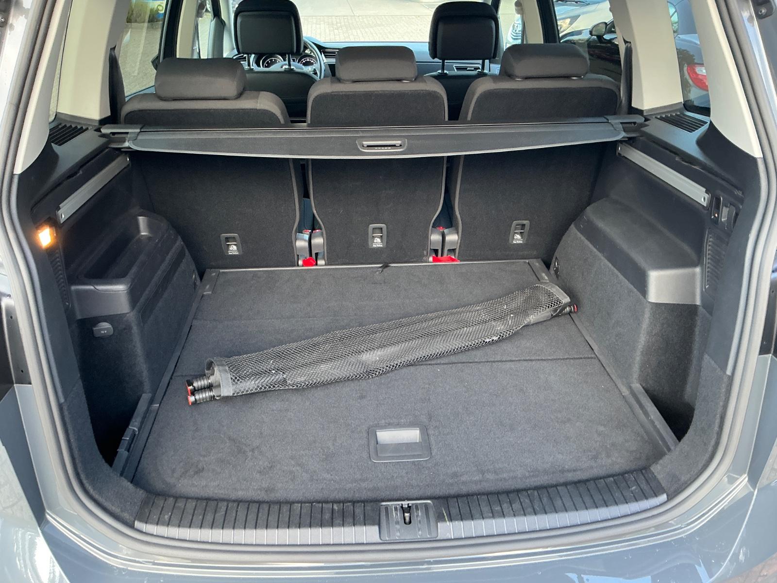 Volkswagen Touran United Start-Stop AHK SHZ BT Carplay, миниатюра 12