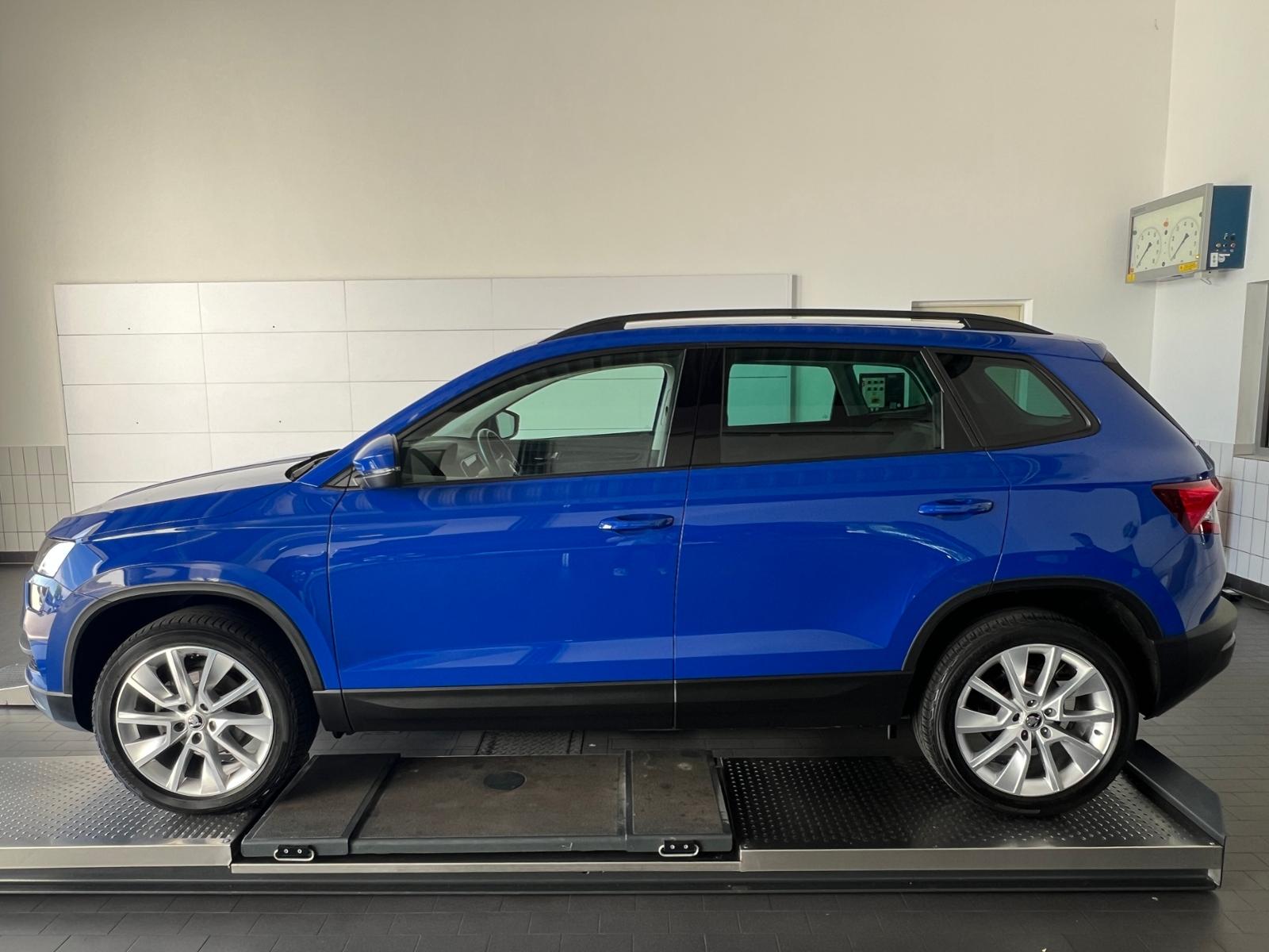 Skoda Karoq Style 1.5 TSI ACT DSG *AHK,LED,Navi,18''-L