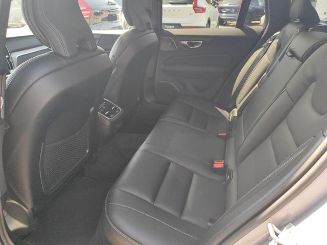 VOLVO V60 B4 (Bild 12 von Array)
