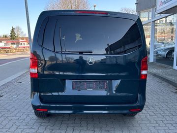 Mercedes V 220 - 7