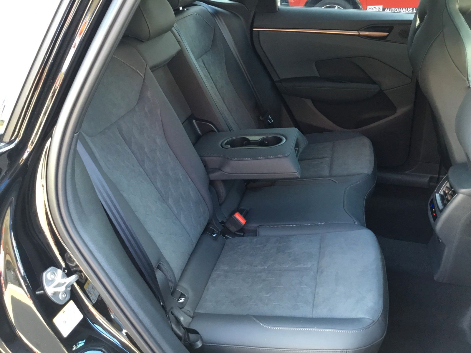 Fahrzeugabbildung CUPRA Terramar 2.0 TSI DSG 4Drive+Matrix+AHK+Pano+360°