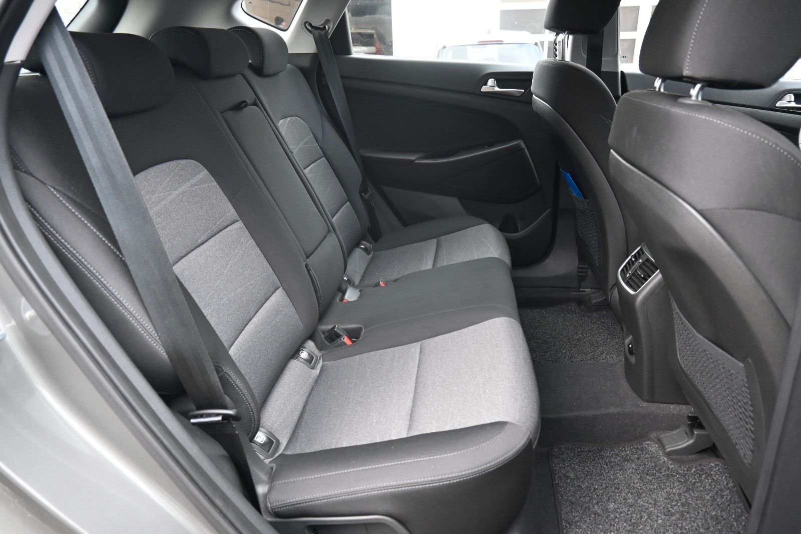 Fahrzeugabbildung Hyundai Tucson 2WD 1.6 DCT*TEMPO*NAV*SIHZG*RFK