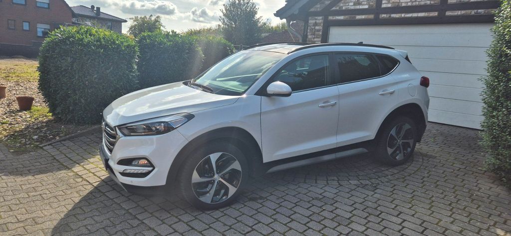Image of Hyundai TUCSON