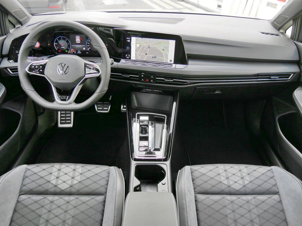 Fahrzeugabbildung Volkswagen Golf R-Line 2.0 TDI DSG Navi RFK Matrix-LED