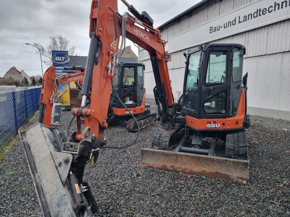 HITACHI ZX55U-6