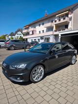 Audi A4 Avant Matrix LED HUD PANO AHK - Audi Unfallwagen