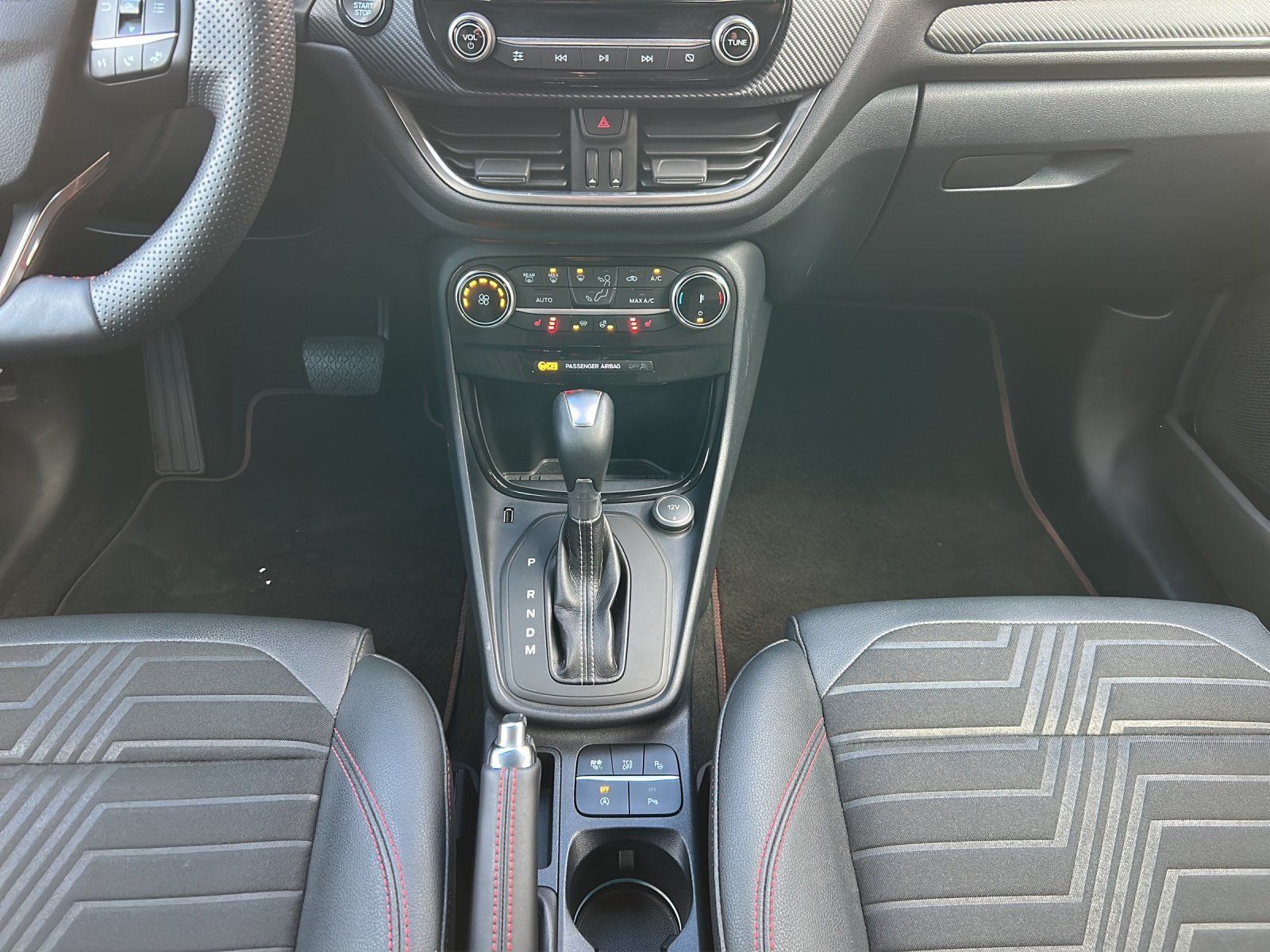 Fahrzeugabbildung Ford Puma 1.0 ST-Line X Aut./LED/ACC/B&O/KAMERA/NAVI/