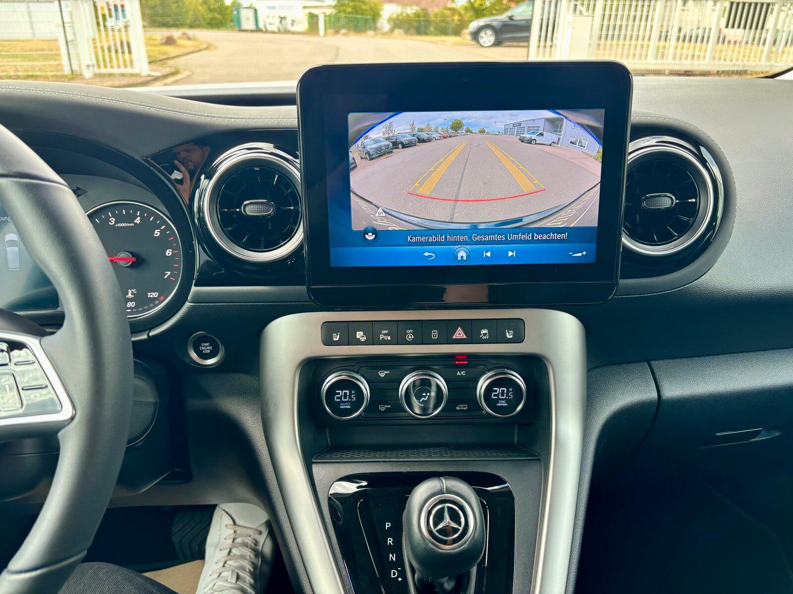 Mercedes-Benz T 180 Progressive Automatik Navi LED Kamera