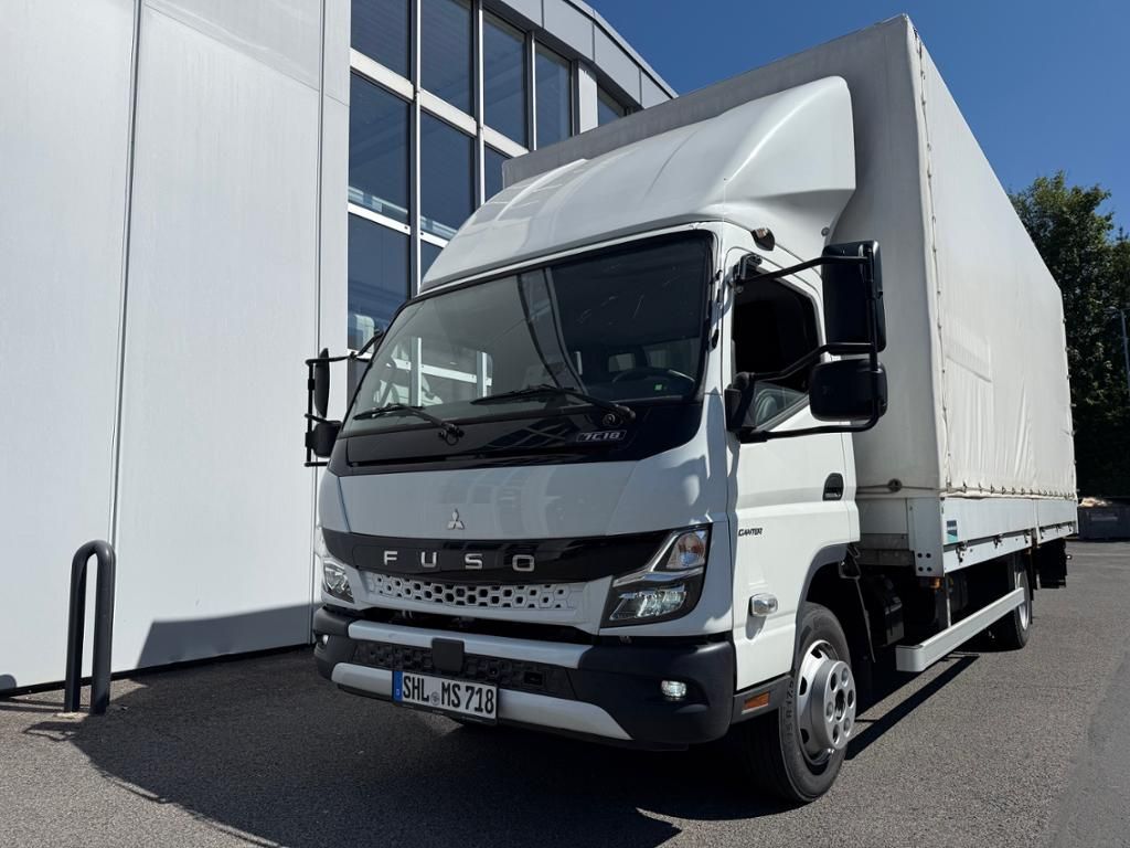 Fahrzeugabbildung FUSO CANTER 7C18 AMT 4x2 Pritsche Plane Ladebordw.