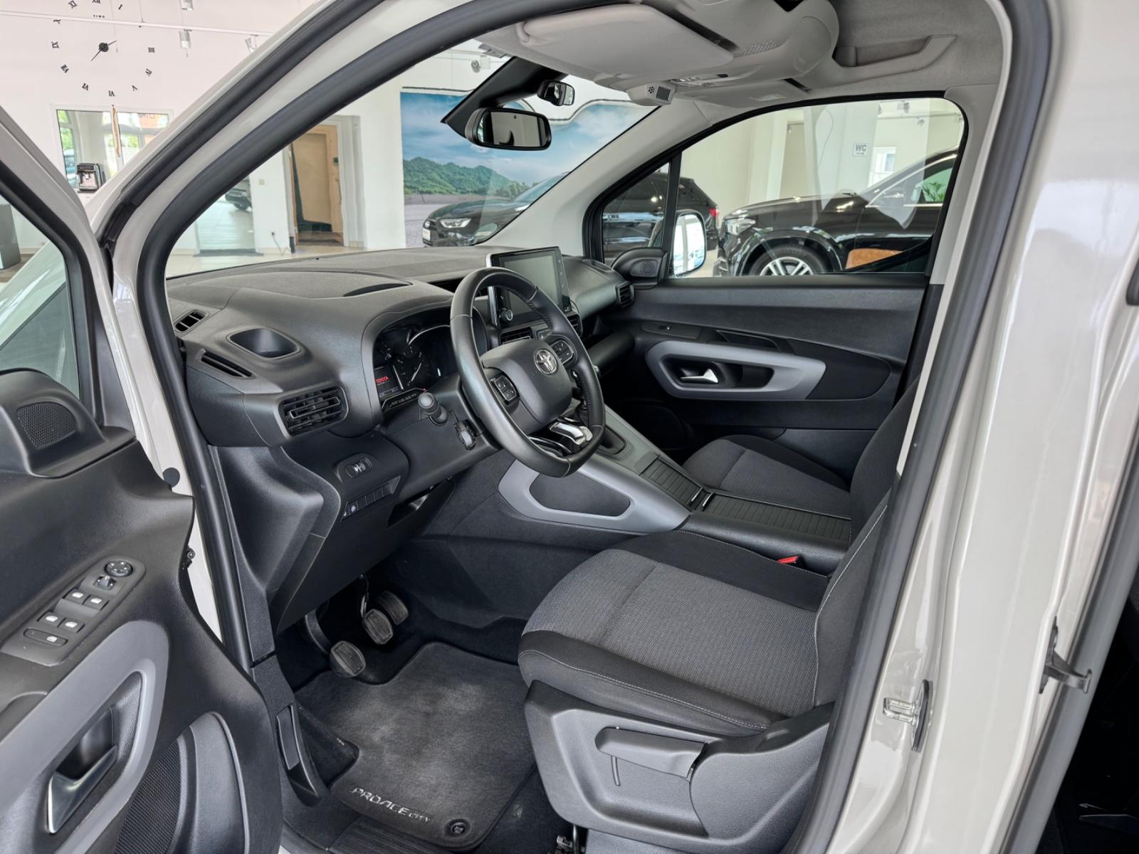 Toyota Proace City Verso L1 Team Deutschland/R-Kamera