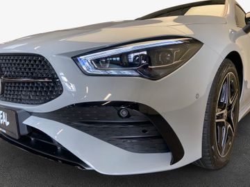 Mercedes CLA 180 Shooting Brake - 5