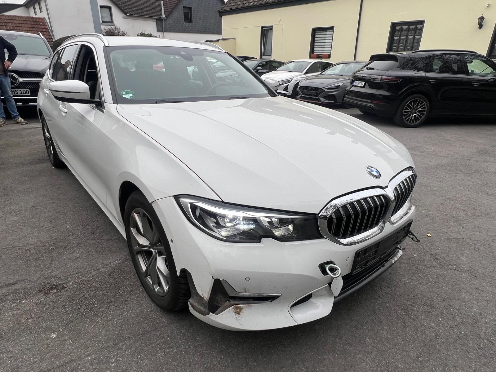 BMW 320 3 Touring 320 d Luxury Line