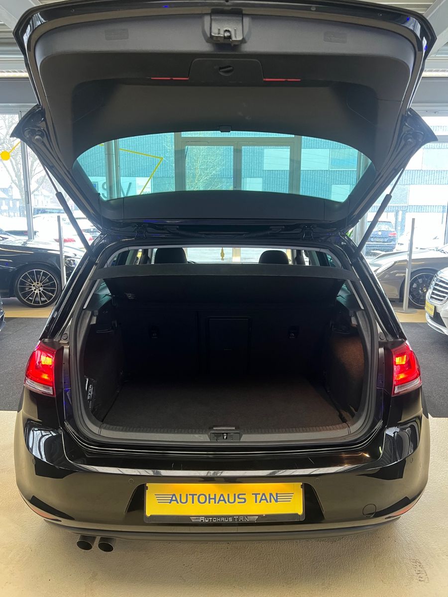 Fahrzeugabbildung Volkswagen Golf VII Lim. 2.0 TDI DSG Allstar *SCHECKHEFTG*