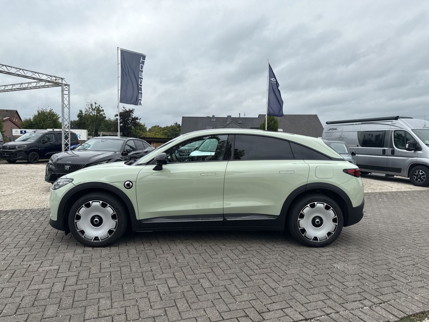 Fahrzeugabbildung Smart #3 200kW Premium Panorama Leder ACC Memory Sitze