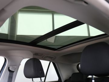 Volkswagen T-Roc 1.5TSI DSG IQ DRIVE PANORAMA KAMERA ACC