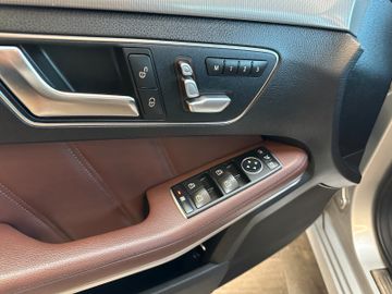 Mercedes-Benz E 350 *PANO*MEMORY*HarmanKardon*LEDER (BRAUN)*