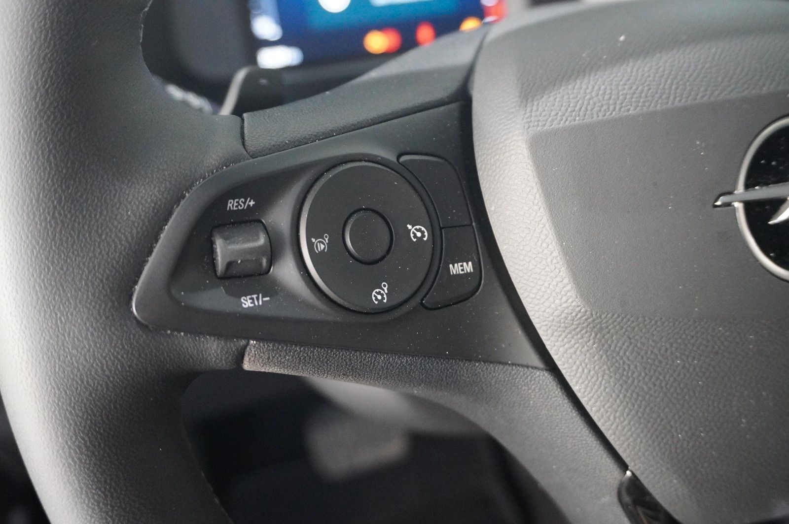 Fahrzeugabbildung Opel Corsa F 1.2T FACELIFT NAVI/LED/VIRT./KAMERA/DAB+