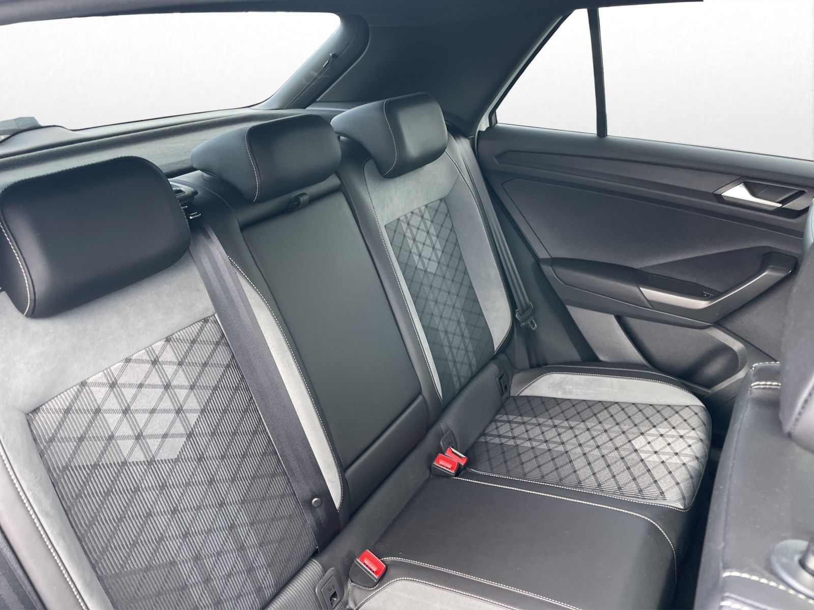 Volkswagen T-Roc - Bild 19
